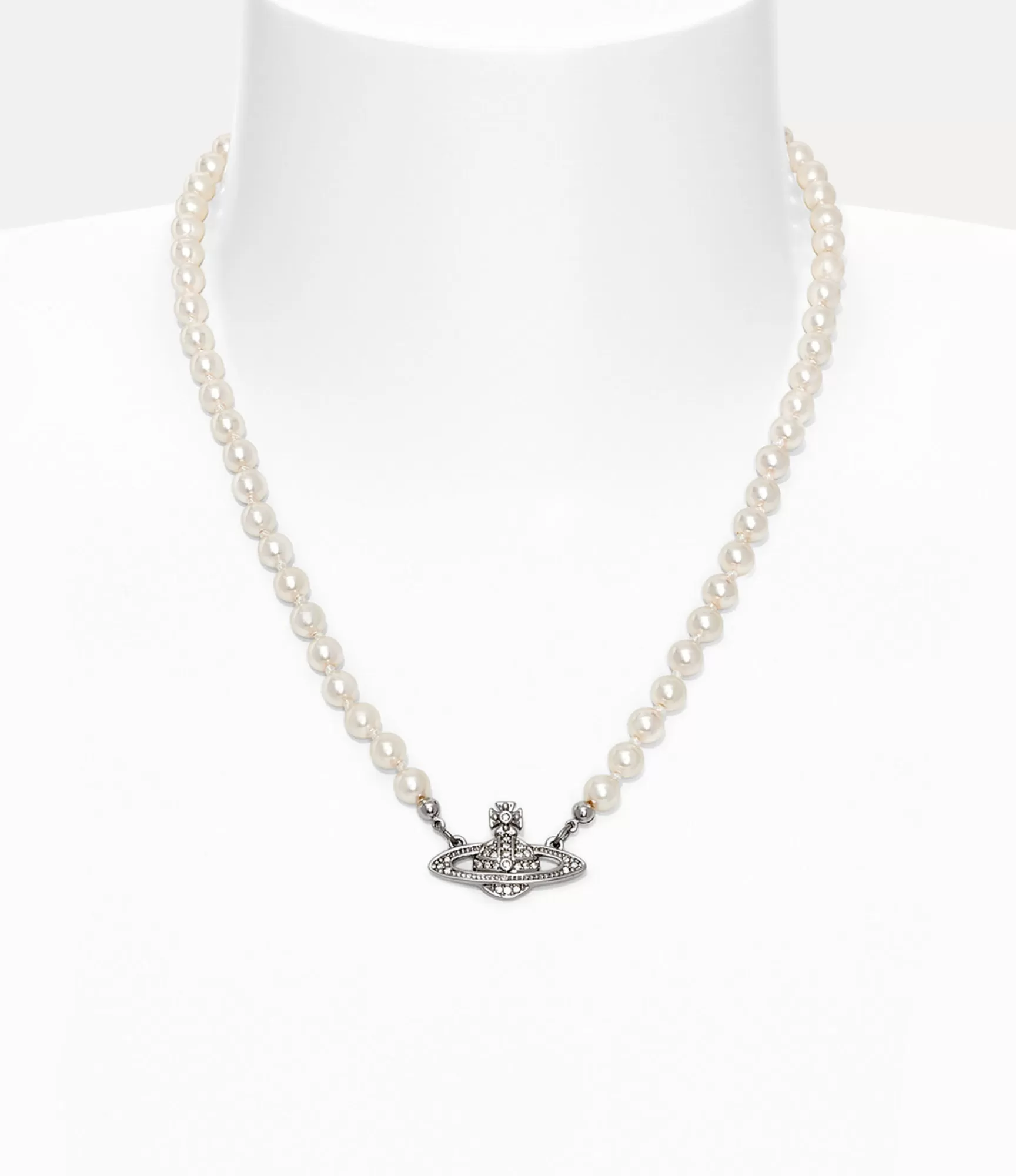 Vivienne Westwood Necklaces*Man. mini bas relief pearl necklace Platinum / Cream Pearl / Crystal