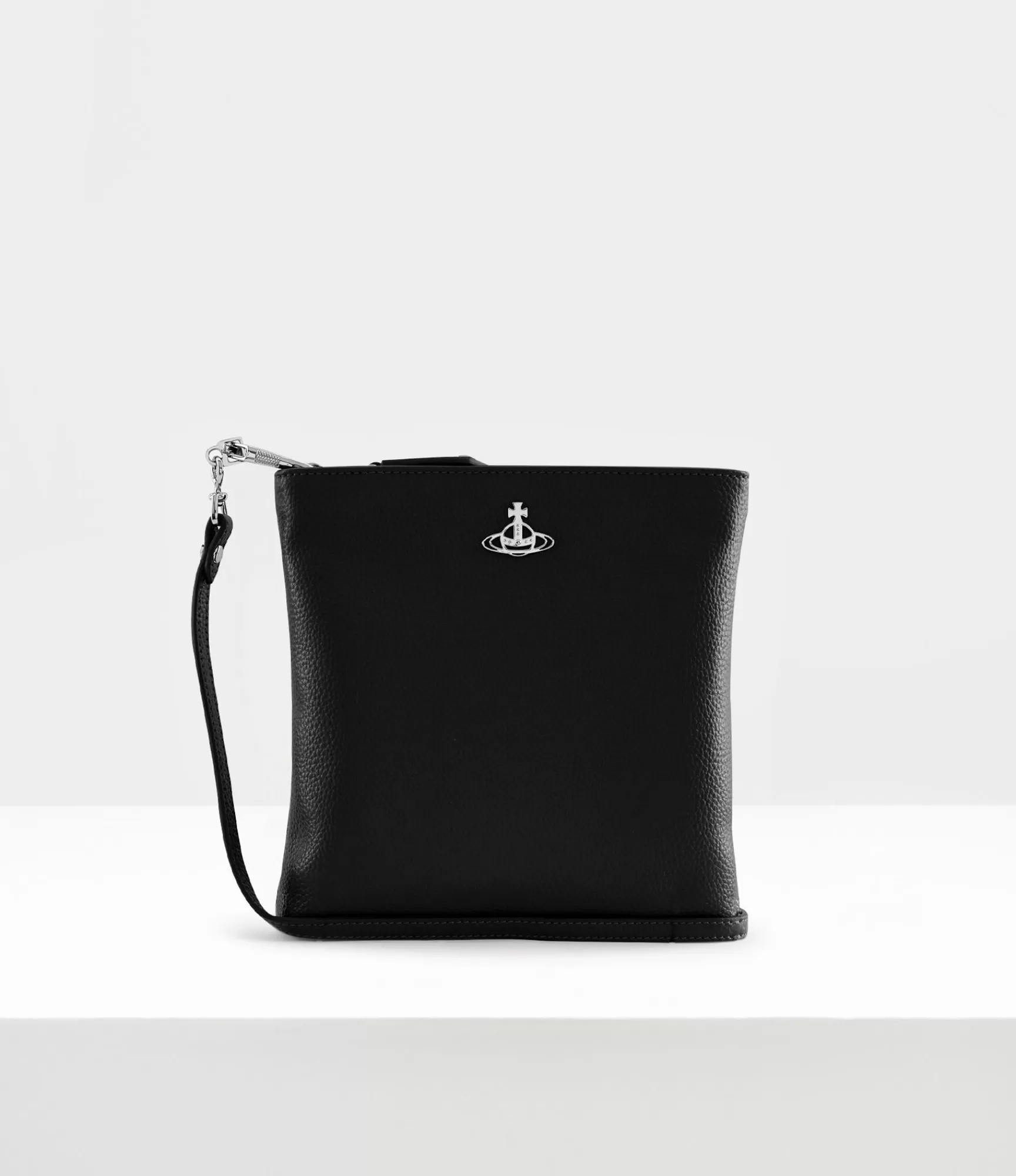 Vivienne Westwood Crossbody Bags*New square crossbody Black